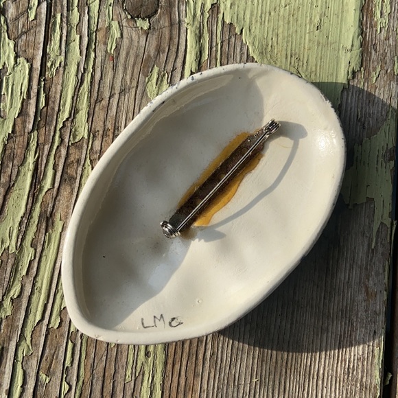 Vintage Large Flapper Porcelain Face Pin Brooch - Picture 2 of 3